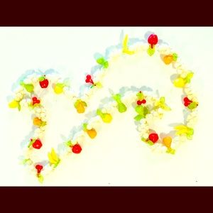 VINTAGE FRUIT SALAD EARLY PLASTIC NECKLACE